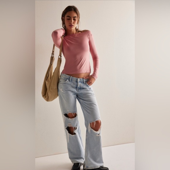 At the After LS NWOT Rosie - Picture 3 of 3